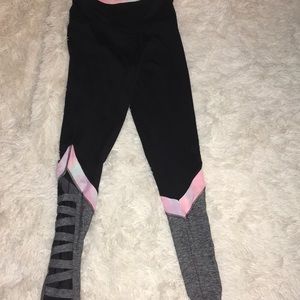 Women’s new condition high rise PINK yoga pants